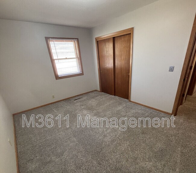 Building Photo - 5315 Leighton Ave