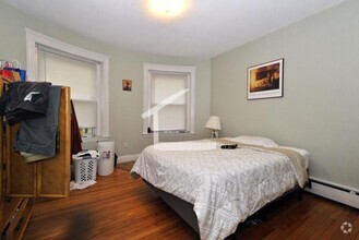 Building Photo - Nice 2 bed in Brookline