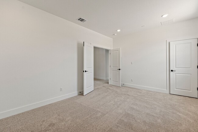 Building Photo - Spacious Two-Story Stunner in Leander