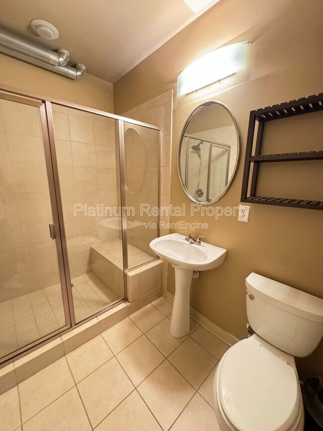 Building Photo - 264 19th St NW