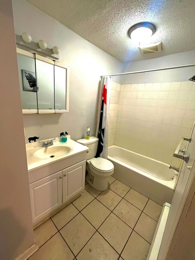 Floorplan - Holiday Meadows Apartments