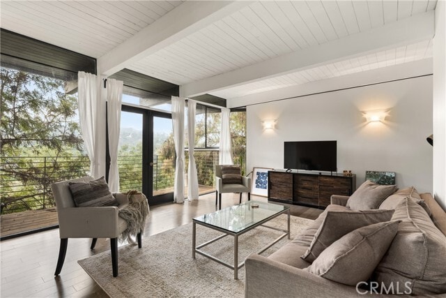 Building Photo - 3339 N Knoll Dr