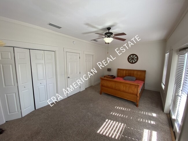 Building Photo - 123 Woody Wagon Way