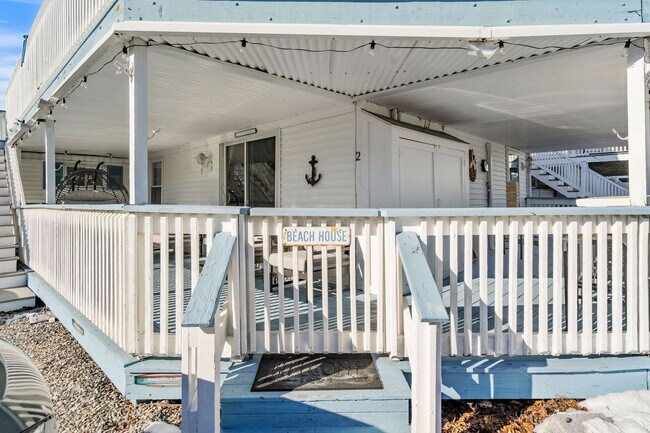 Building Photo - 8 Duston Ave