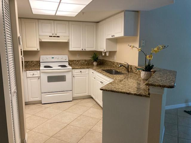 Building Photo - 1700 Crestwood Ct S