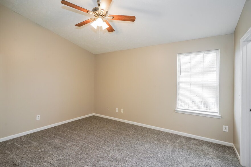 Building Photo - 3011 RG Buchanan Dr