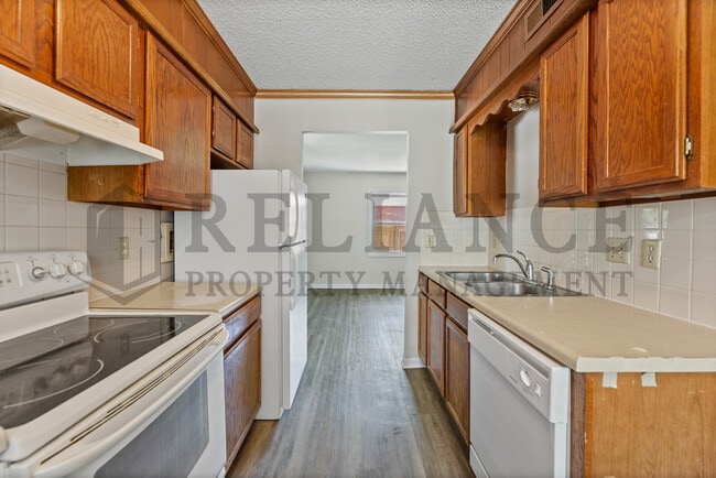 Building Photo - 1753 N Woodrow Ct