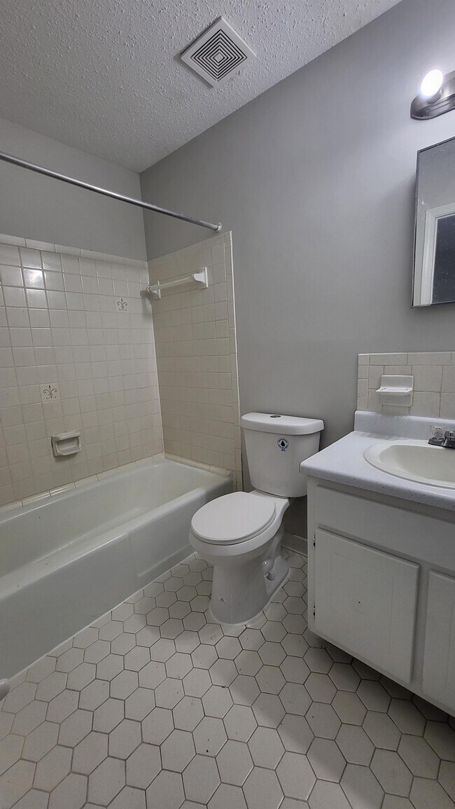 Building Photo - 3823 Rainford Dr
