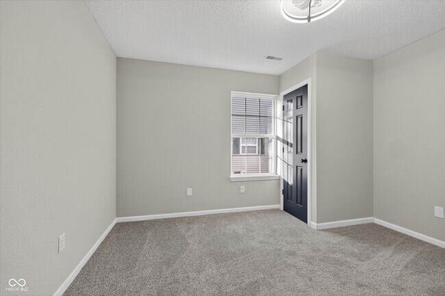 Building Photo - 12126 Blue Springs Ln