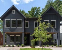 Building Photo - 2006 St John St