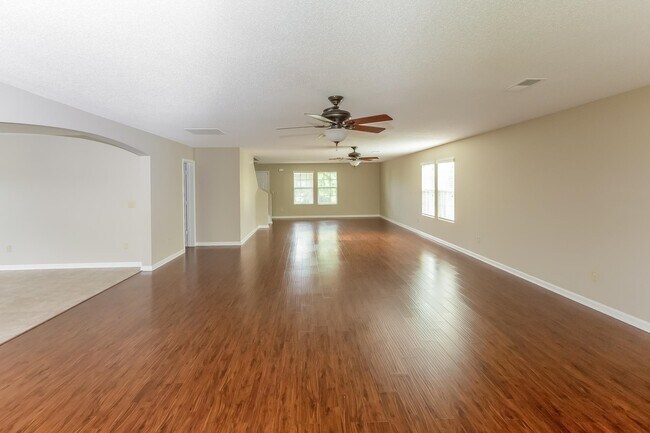 Building Photo - 9966 Chariden Dr