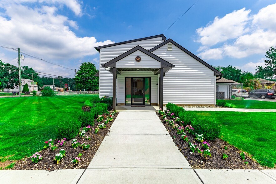 Building Photo - 401 E Gibbsboro Rd