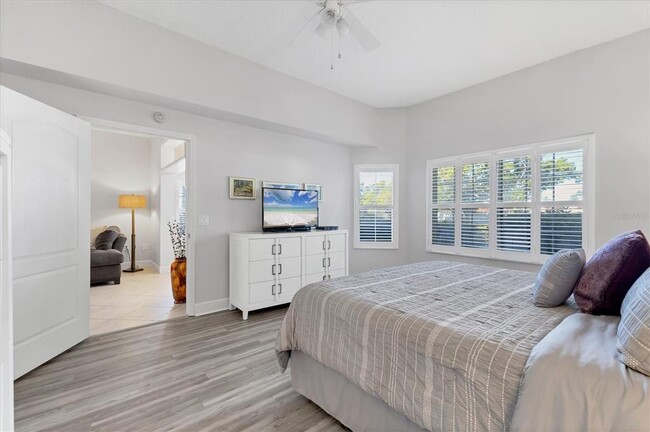 Building Photo - 3605 54th Dr W