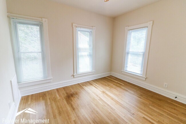 Building Photo - 1000 Leavenworth St