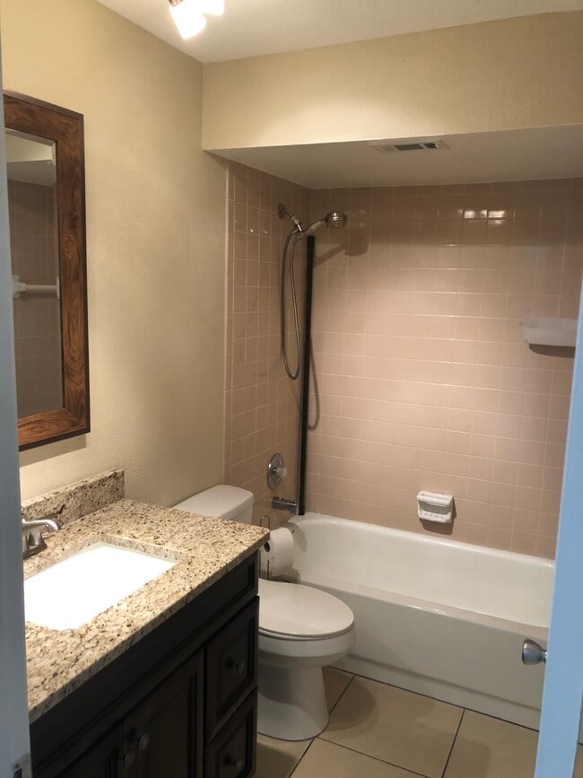 Building Photo - 7140 55th Ave N