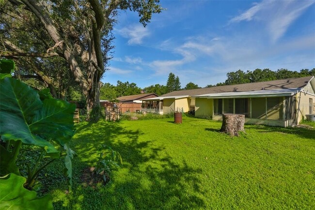 Building Photo - 11507 Valencia Dr