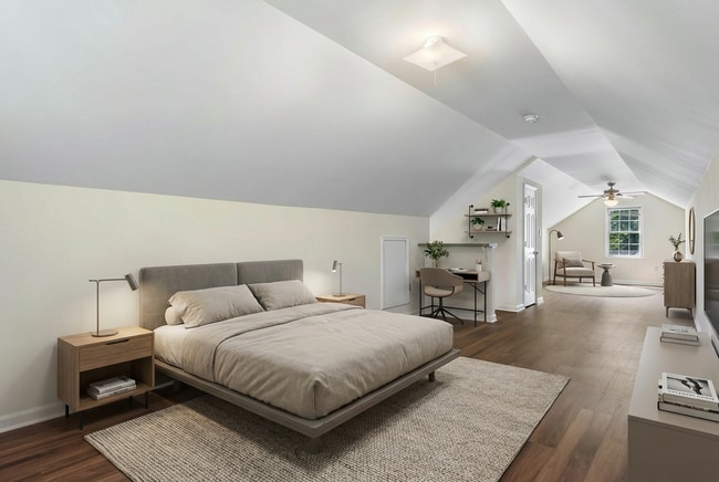 Building Photo - FABULOUS 5 BEDROOM RENOVATED HOME IN HAMPTON PARK