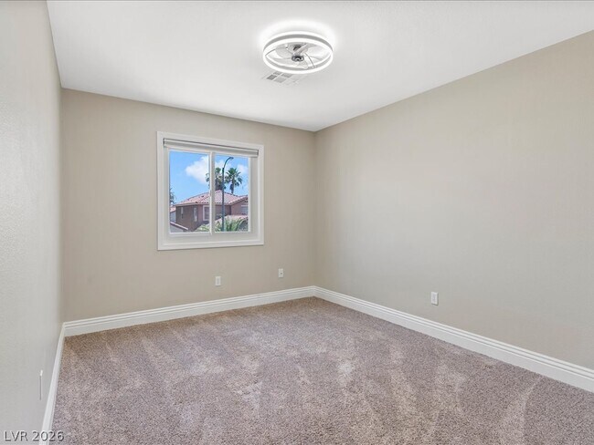 Building Photo - 11145 Alora St