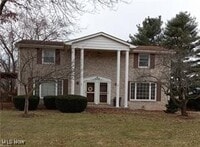 Building Photo - 525 S Marion Ave