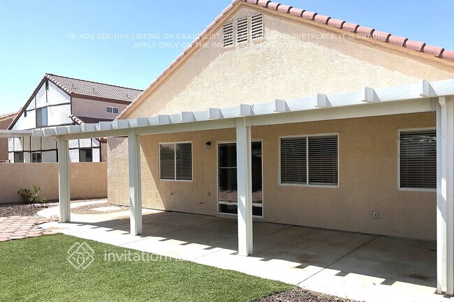 Building Photo - 627 Zalataia Way