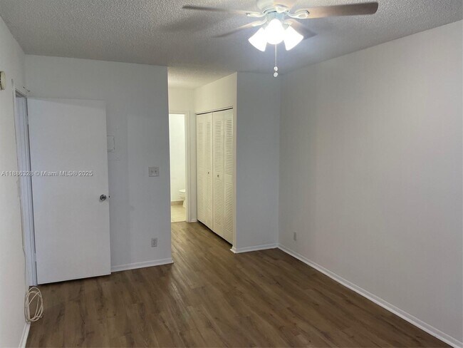 Building Photo - 2401 Riverside Dr
