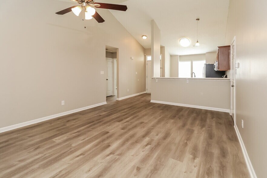 Building Photo - 9129 Shenington Pl