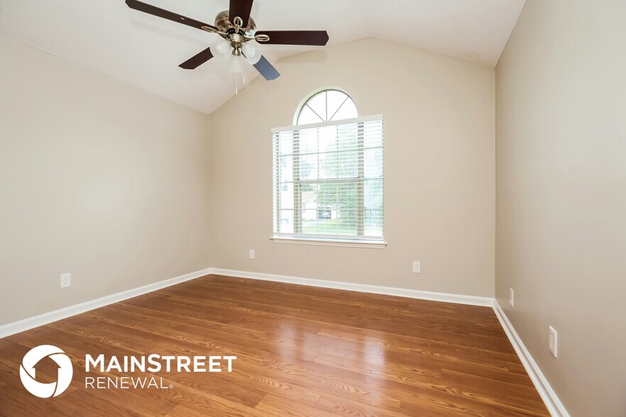 Building Photo - 214 Riverwood Dr