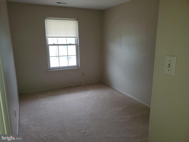 Building Photo - 4509 Rosemarie Dr