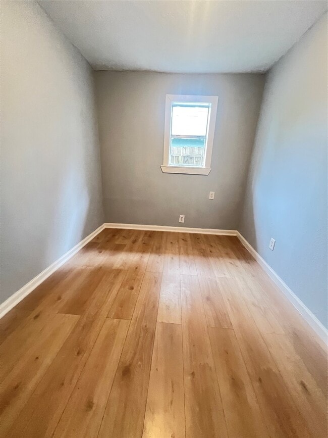 Building Photo - 8608 Prairie View Dr