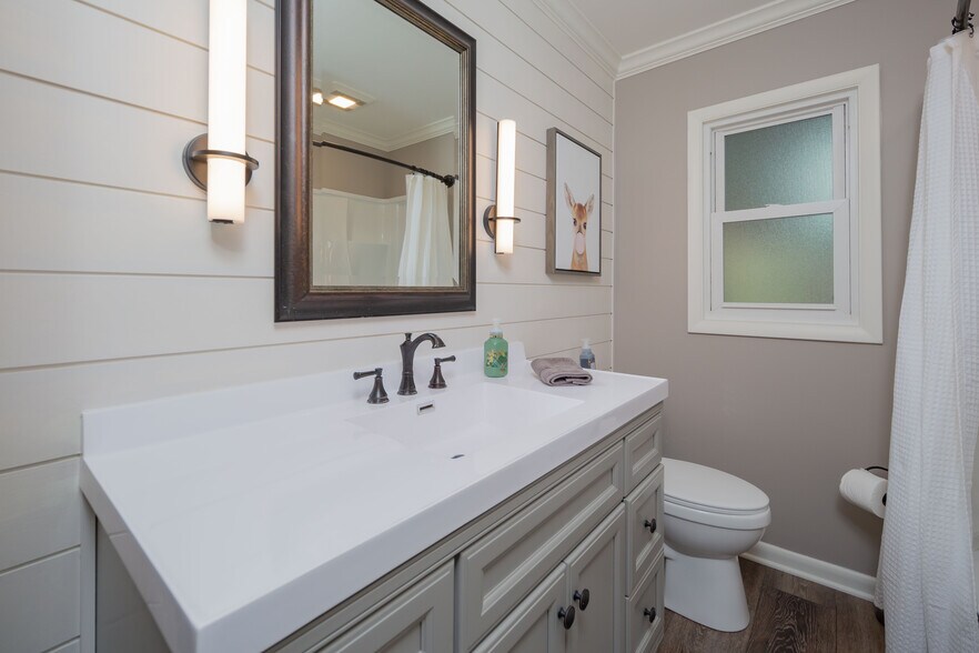 Bathroom - 3107 28th Street Ct