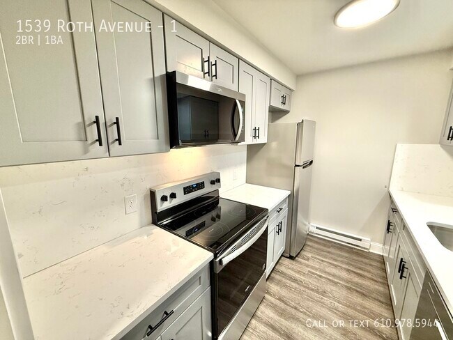 Building Photo - 1539 Roth Ave