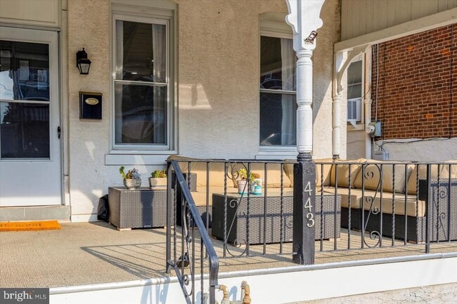 Building Photo - 443 Depot St