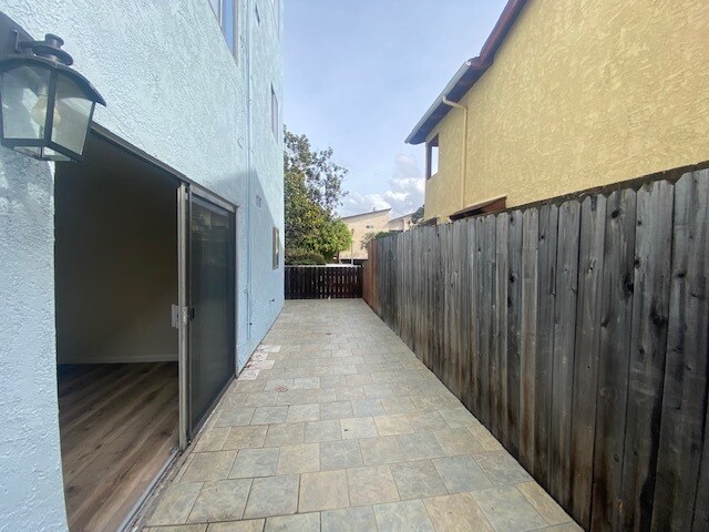 Building Photo - 1308 9th St