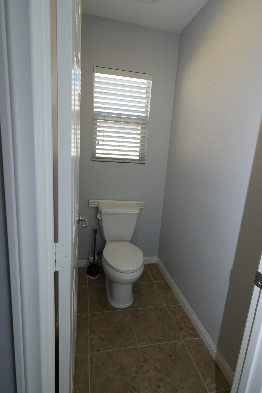 Building Photo - 13373 Shoreham Dr