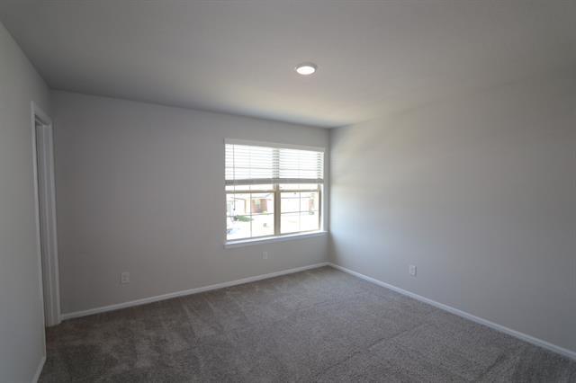 Building Photo - 14057 Earlham St