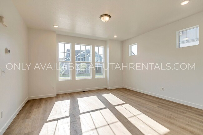 Building Photo - 11474 Andover Rd