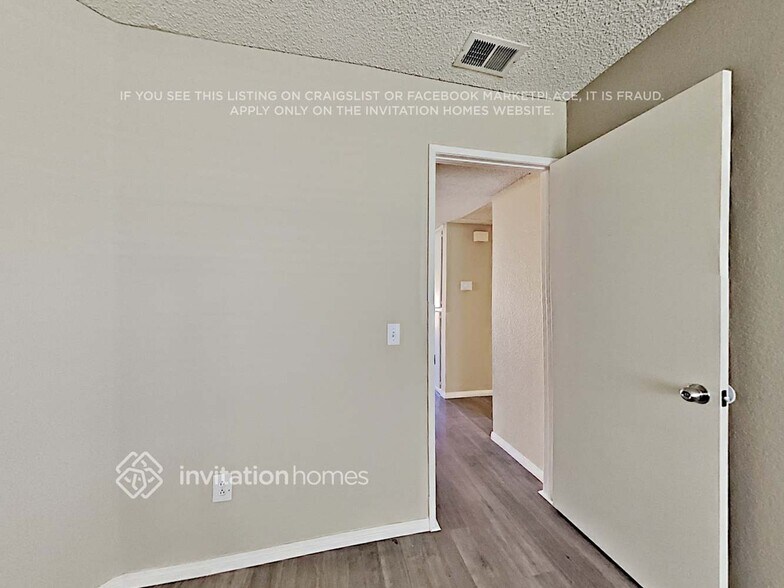 Building Photo - 14776 Sequoia Ave