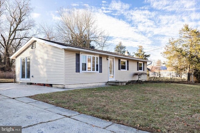 Building Photo - 130 Pulaski Ave