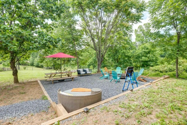 Building Photo - 68 Skunk Hollow Ln