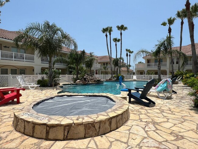 Building Photo - Resort-Style Island Living at Joya Del Mar!