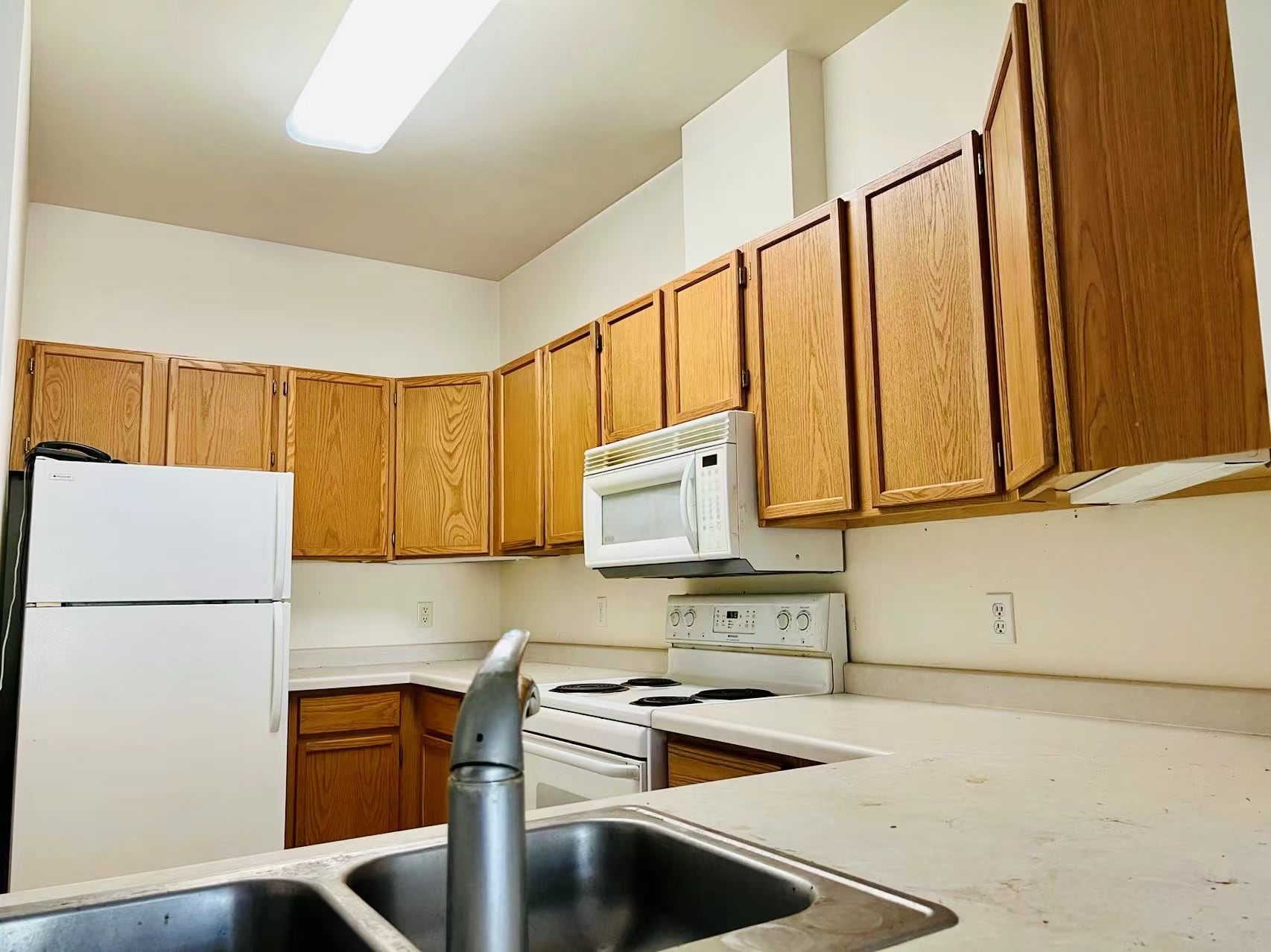 Building Photo - 301 Harbour Town Dr