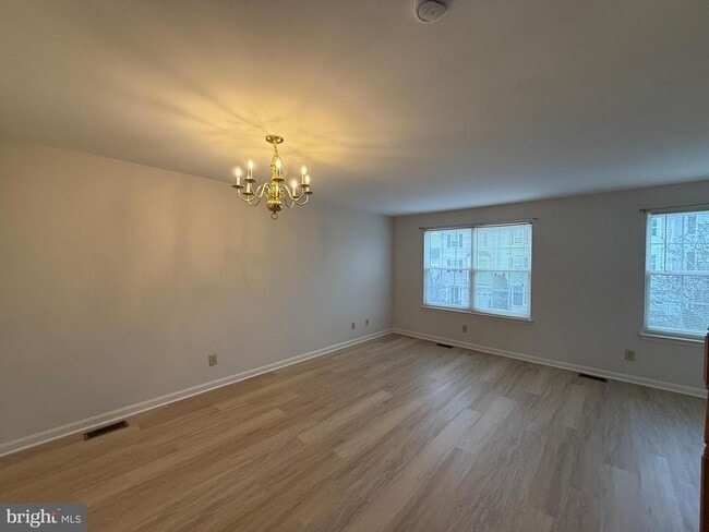 Building Photo - 7137 Wytheville Cir