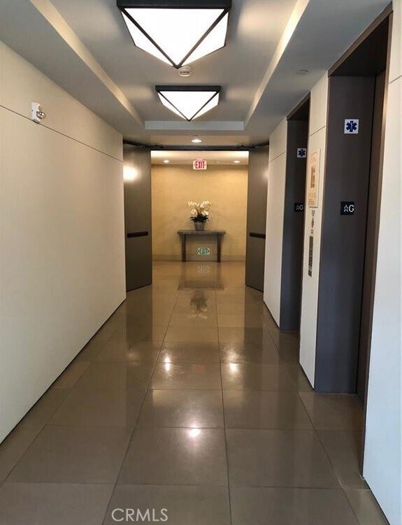 Building Photo - 920 Granite Dr