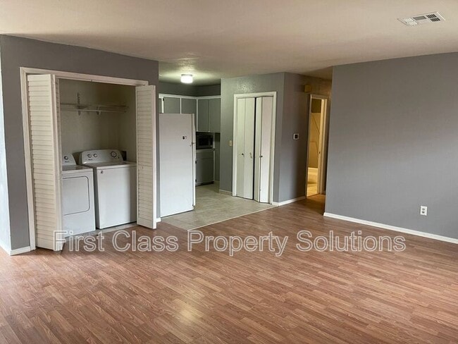 Building Photo - 4209 Willowisp Dr
