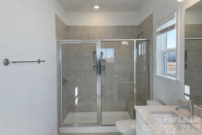 Building Photo - 9458 Senator Royall Dr