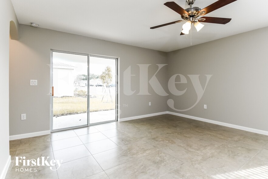 Building Photo - 662 Lindbergh Wy