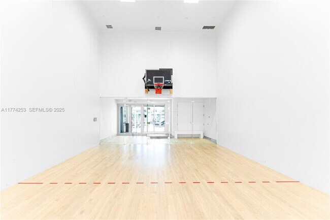 Building Photo - 4010 S Ocean Dr