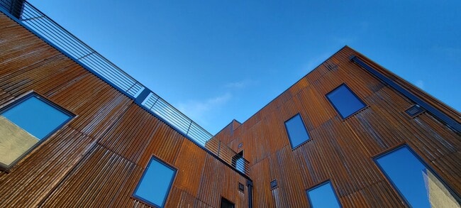 Building Photo - 1328 S 9th St