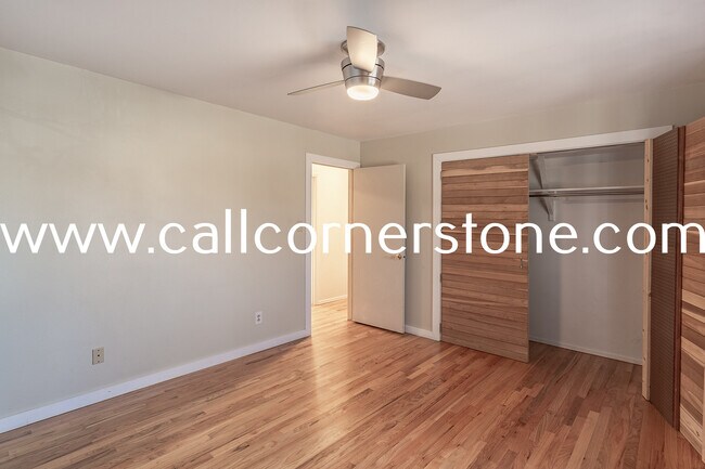 Building Photo - 1334 Pike Dr