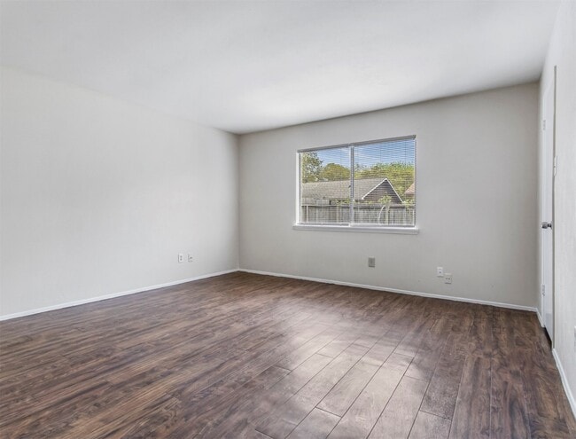 Building Photo - 5510 Dunnethead Dr